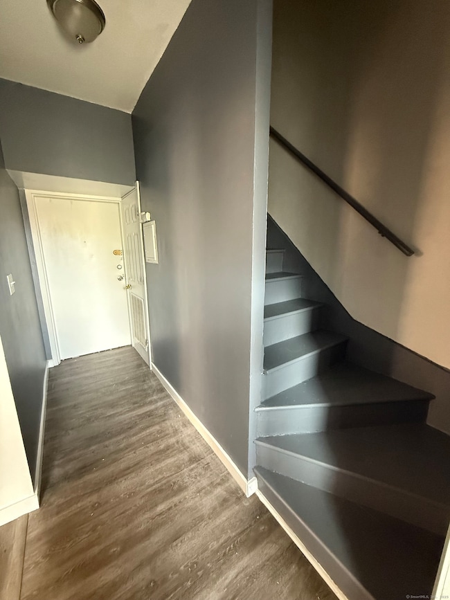 31 Wethersfield Ave unit I, Hartford, CT 06114 - photo 7