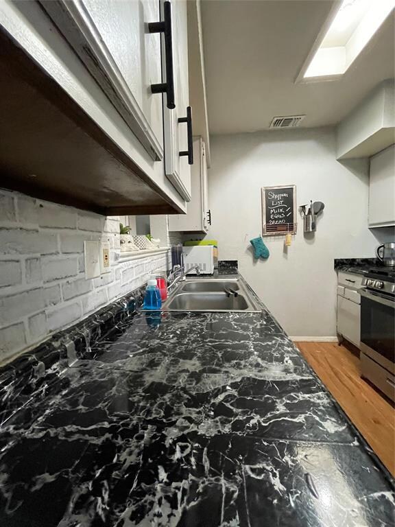 1319 Athens Dr, Mesquite, TX 75149 - photo 7