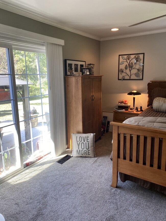 1211 Oak Dr, Manchester, TN 37355 - photo 6