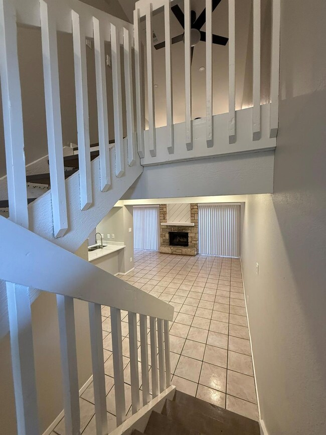 1606 Waterloo Trail unit A, Austin, TX 78704 - photo 3