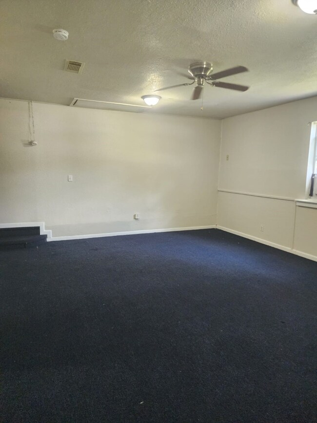 13429 Bandera St unit A, Houston, TX 77015 - photo 4