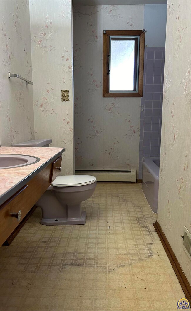 2936 SW Wayne Ave, Topeka, KS 66611 - photo 5