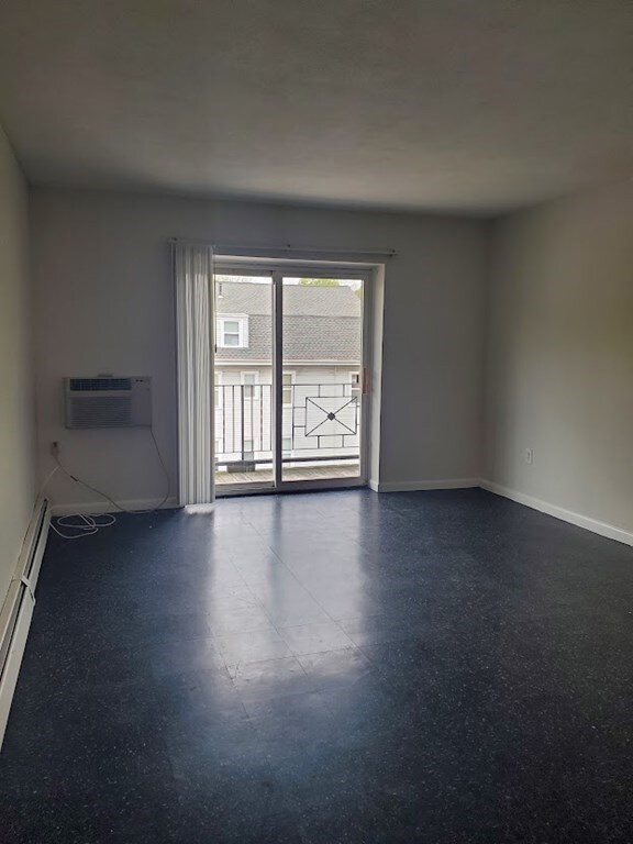 700 Cummins Hwy unit 9, Boston, MA 02126 - photo 3