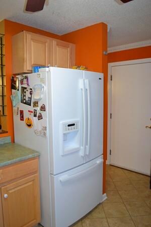 373 Aiken Ave unit 3, Lowell, MA 01850 - photo 5