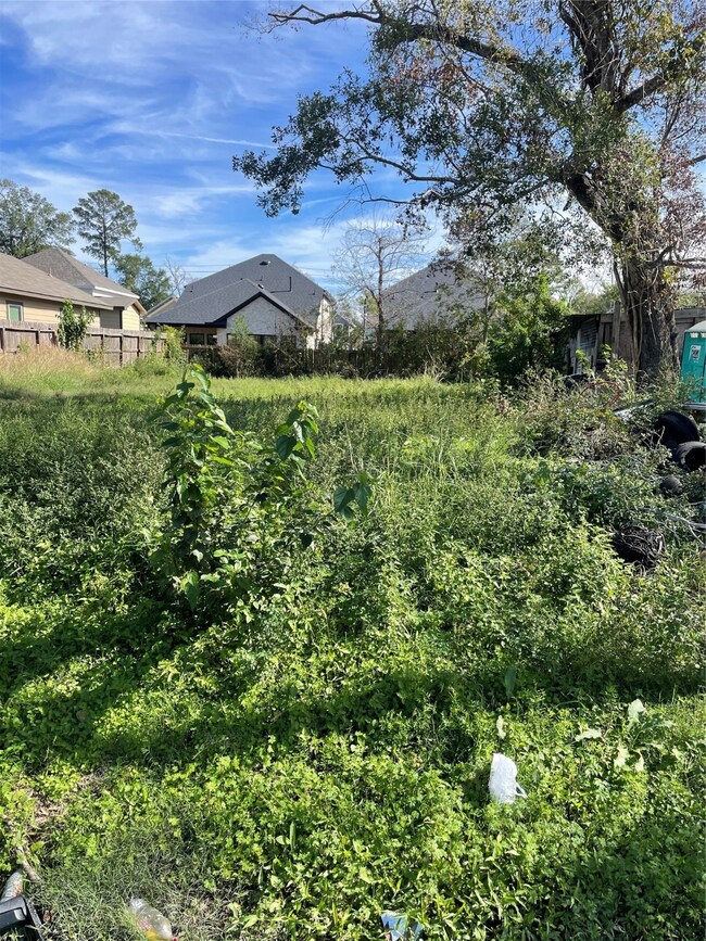 6314 Joe Louis Ln, Houston, TX 77091 - photo 3