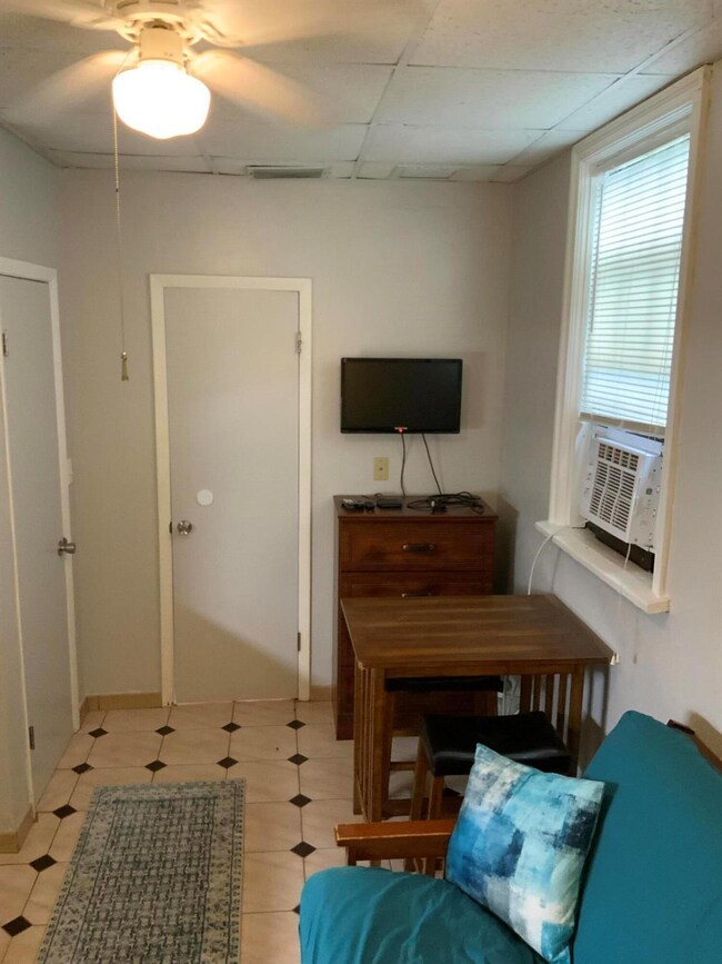 855 36th St, West Palm Beach, FL 33407 - photo 4