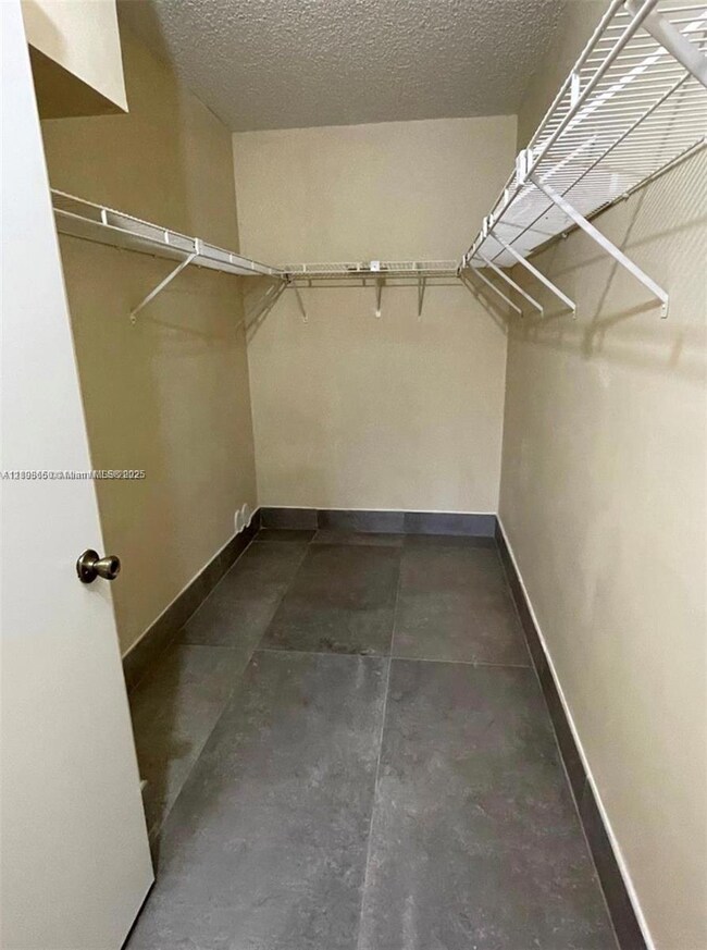 3660 N 56th Ave unit 6096, Hollywood, FL 33021 - photo 7