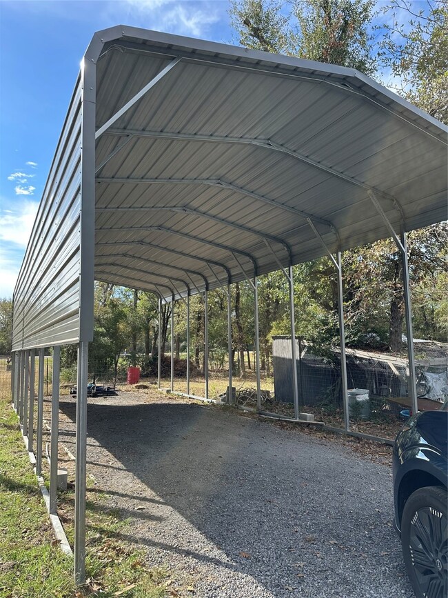 147 Private Road 5001, Groesbeck, TX 76642 - photo 5