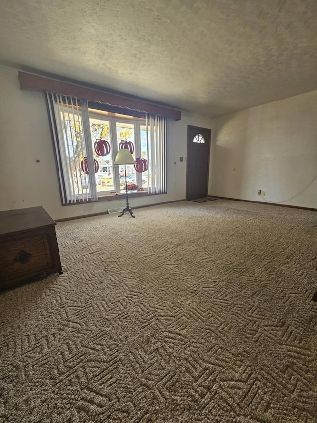 f035cb9b-6cfe-47a9-93c2-bba75ce94ec9