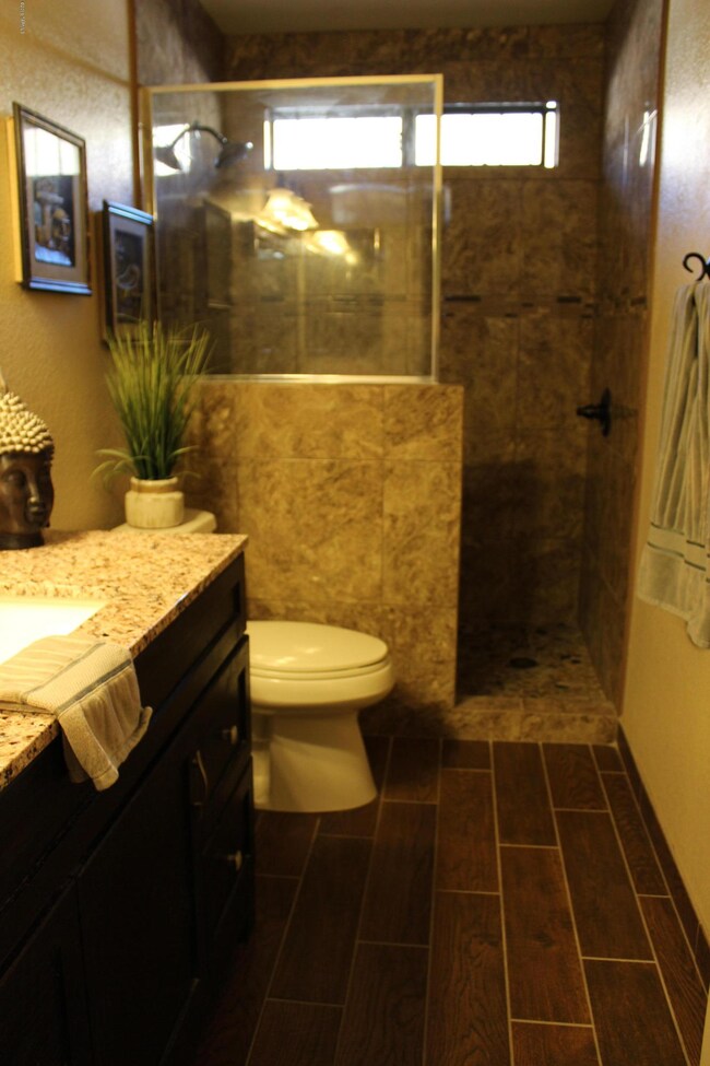 36 Hall Bath