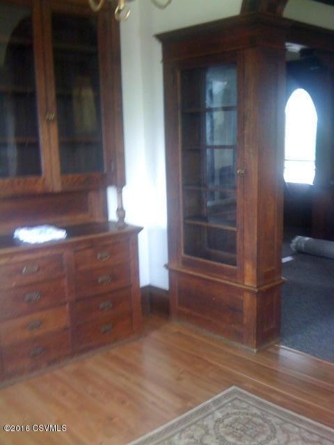 built-in hutch in Dining room