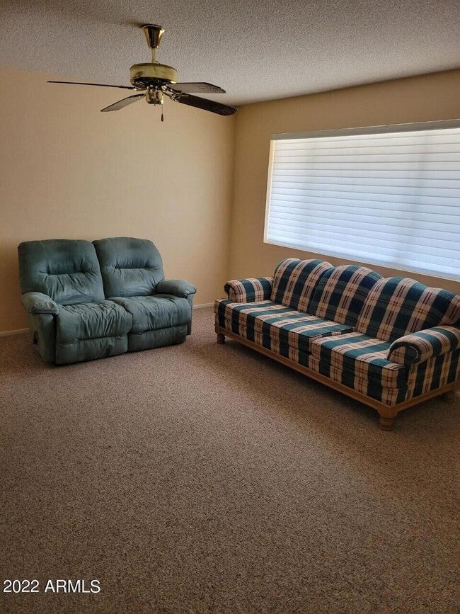 13TH LIVING ROOM