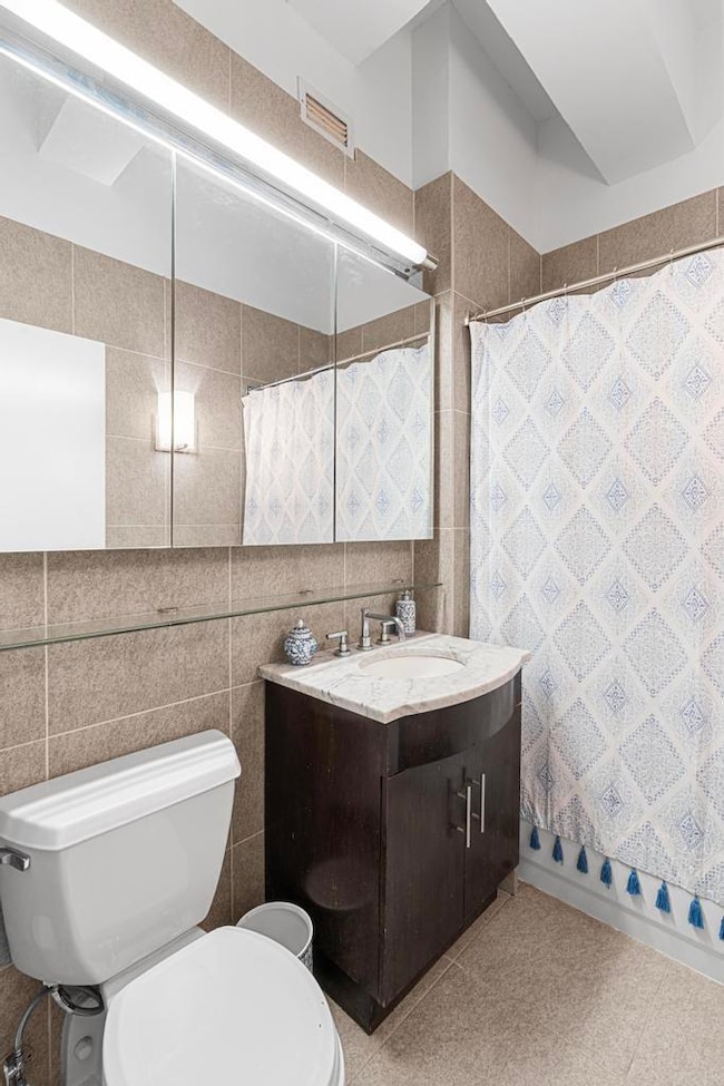 The South Star unit 2A, New York, NY 10038 - photo 6