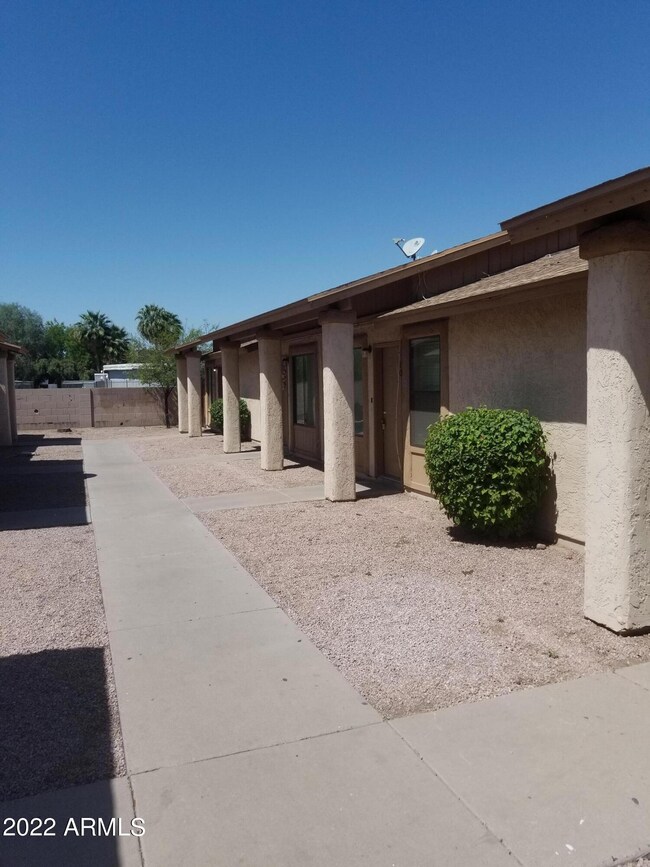 44 S Williams unit 9, Mesa, AZ 85204 - photo 2