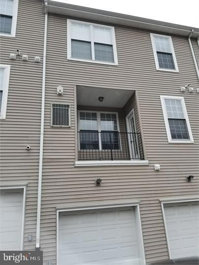 33 Brewerytown Ct unit 137, Philadelphia, PA 19121 - photo 4