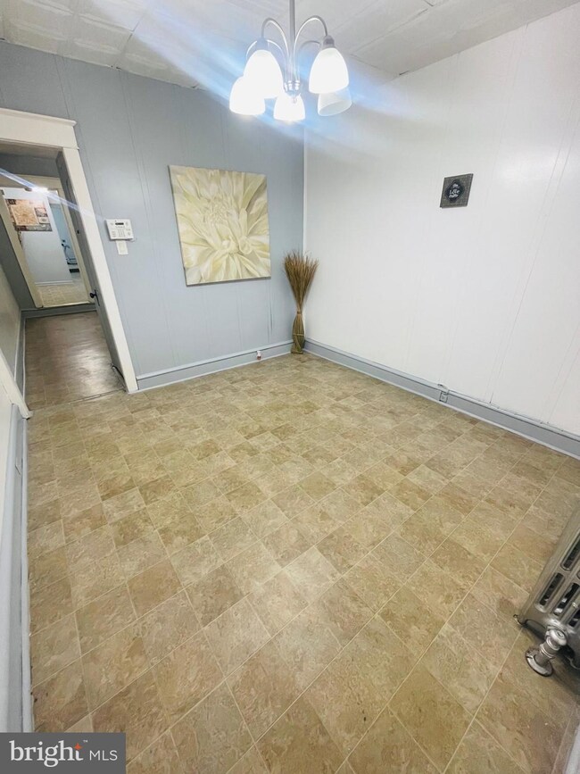 532 S 6th St, Reading, PA 19602 - photo 5