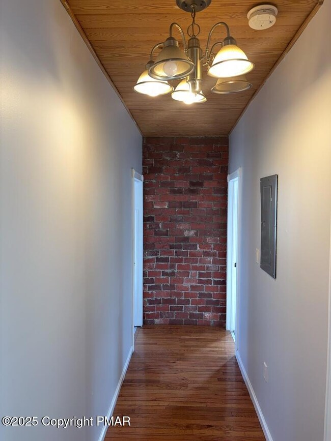 748 River St unit 2, Scranton, PA 18505 - photo 2