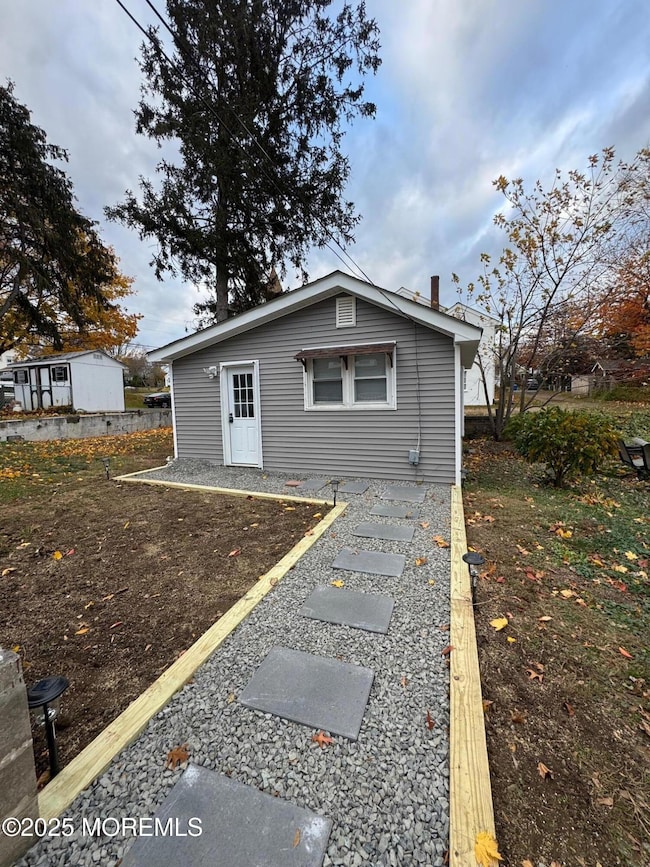 11 Washington Ave unit 2, Leonardo, NJ 07737 - photo 2