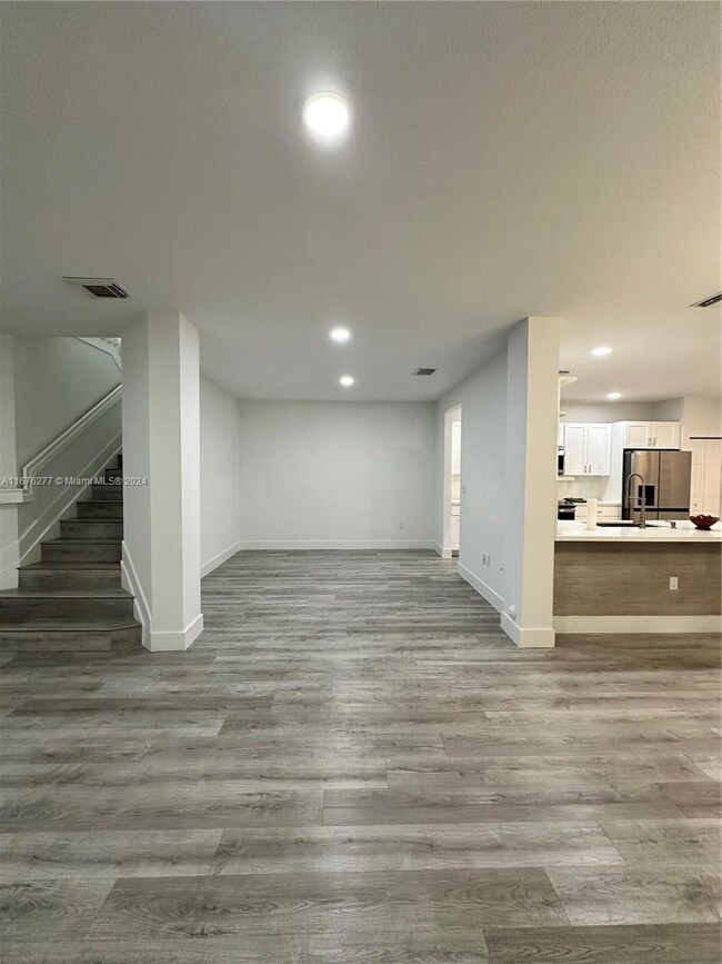 10745 NW 75th St, Doral, FL 33178 - photo 3