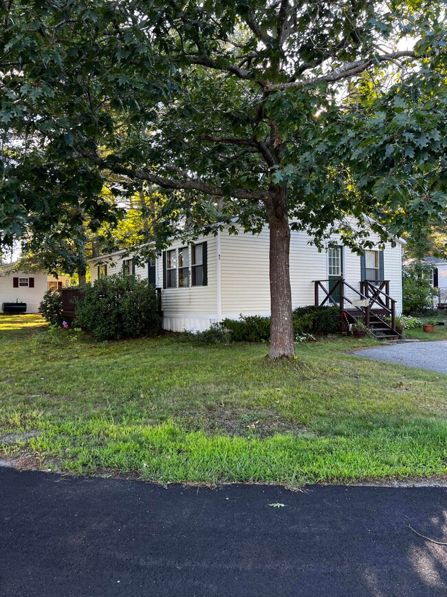 45 Theodore Dr, Brunswick, ME 04011 - photo 2