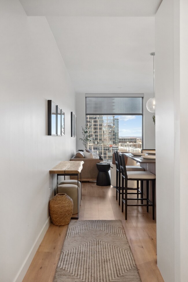 Pullman at Gulch Union unit A3 (A), Nashville, TN 37203 - photo 2