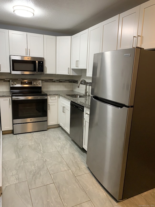 507 Emmett St unit 13, Bristol, CT 06010 - photo 7