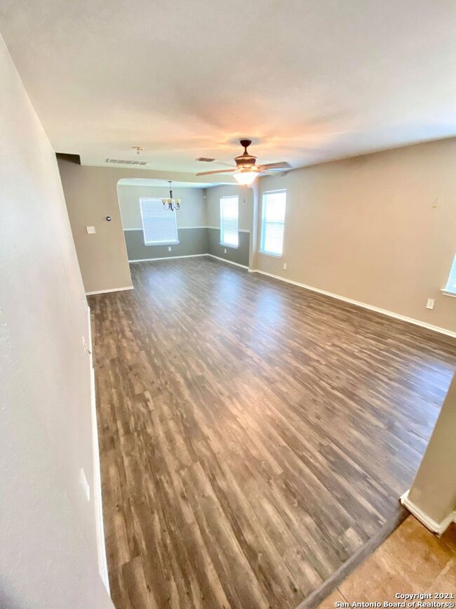 9519 Caspian Forest, San Antonio, TX 78254 - photo 5