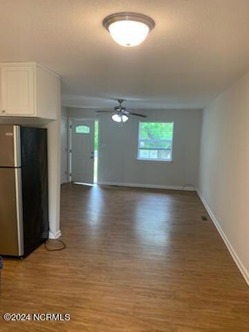 109 Gary Ct, Jacksonville, NC 28546 - photo 4