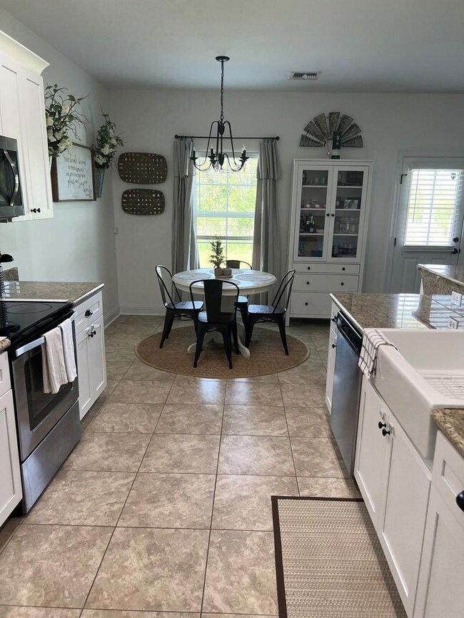 71 Meadow Path Cir, Picayune, MS 39466 - photo 7