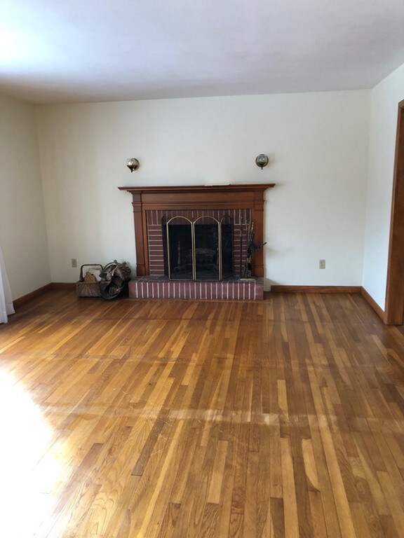 88 Degaris Ave unit 1, South Dartmouth, MA 02748 - photo 6