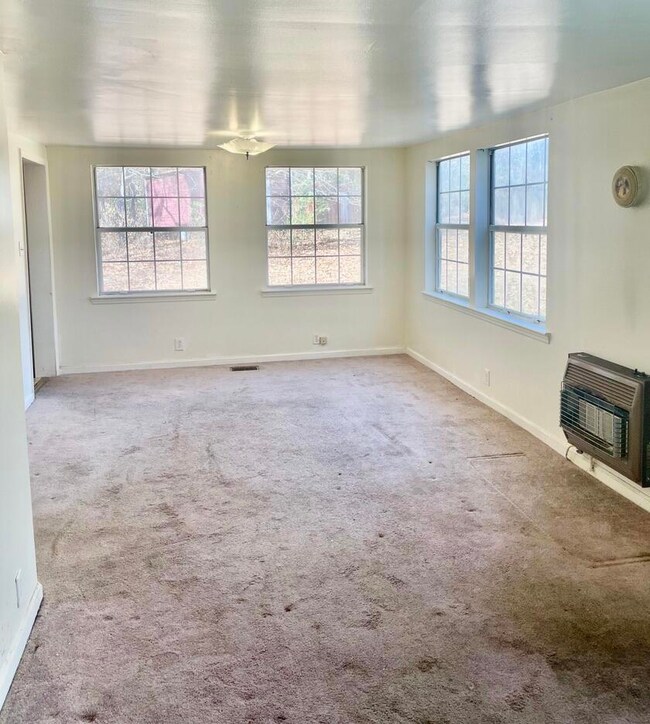 106 Vandiver Rd