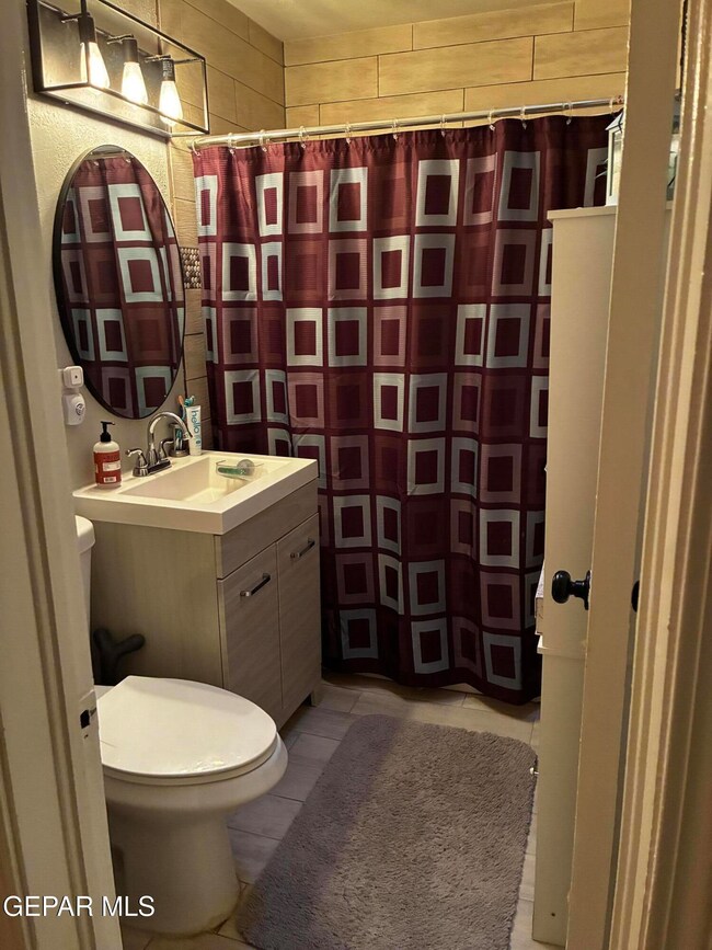 8339 White Rd, El Paso, TX 79907 - photo 7