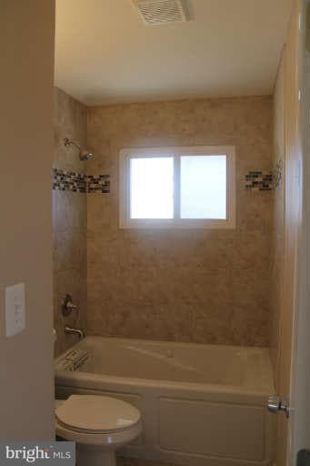 123 W Mill Ave, Capitol Heights, MD 20743 - photo 7