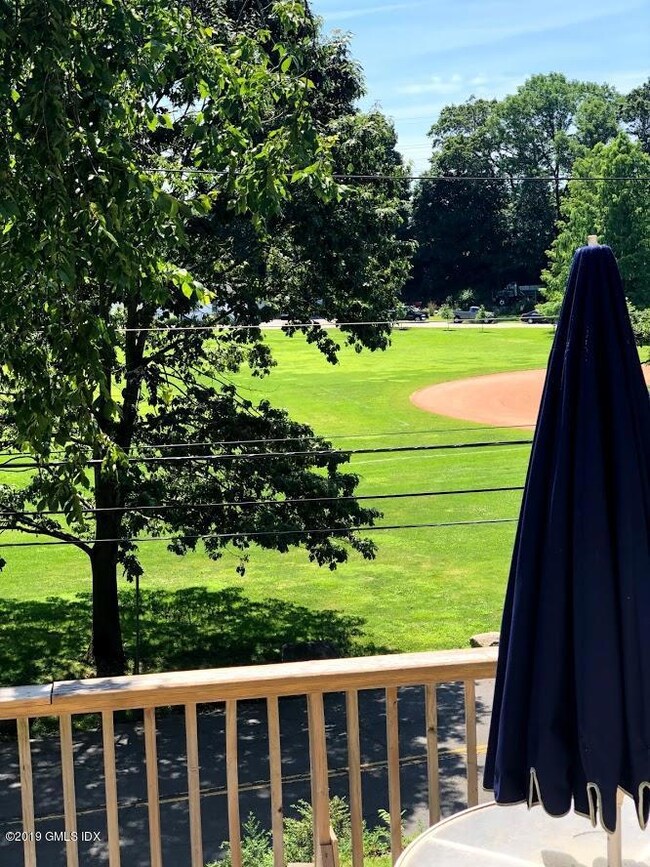 64 Arch St, Riverside, CT 06878 - photo 2