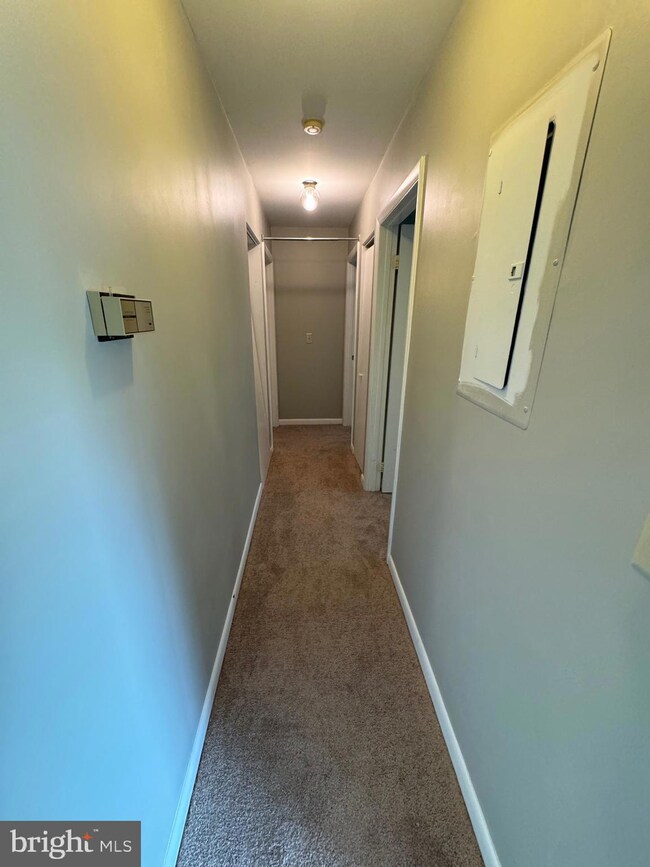 1002 Magnolia Woods Ct unit J, Edgewood, MD 21040 - photo 4