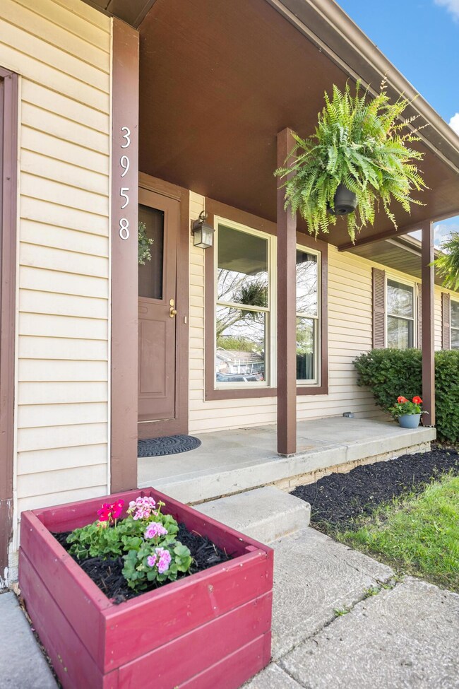 3958 Marsha Dr, Columbus, OH 43207 - photo 3