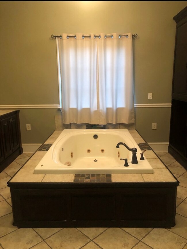 1014 A D Whitt Dr, Wesson, MS 39191 - photo 5