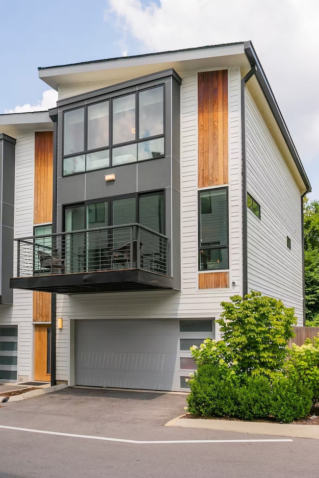 2106 9th Ave N unit 1 & 2, Nashville, TN 37208 - photo 3