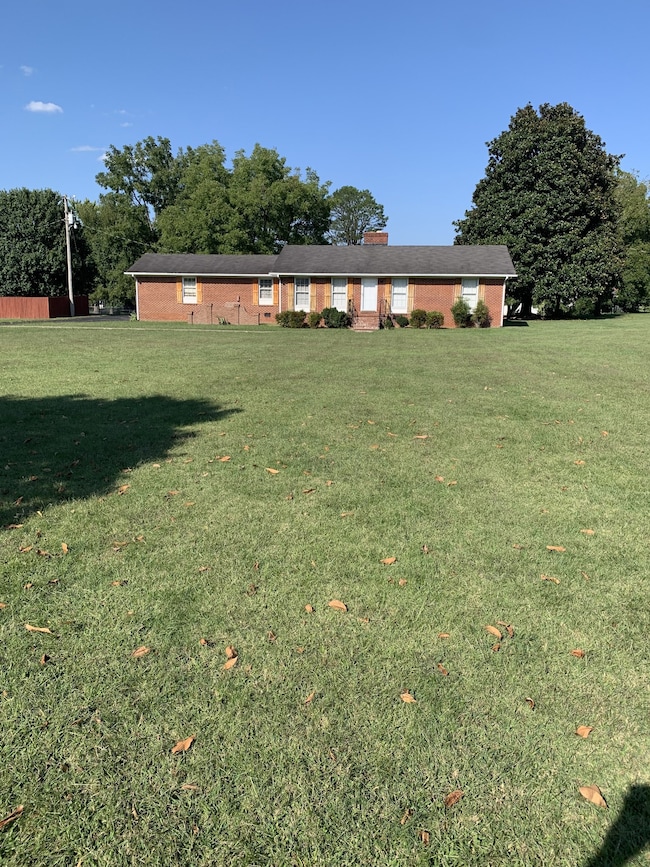 1030 Union St, Shelbyville, TN 37160 - photo 2