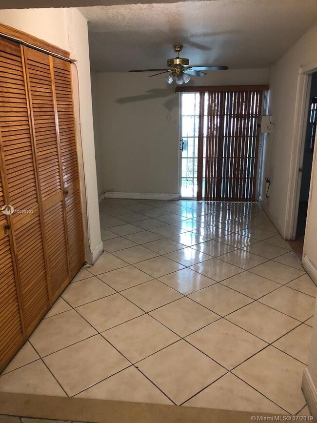 6552 W 2nd Ct unit 11, Hialeah, FL 33012 - photo 3