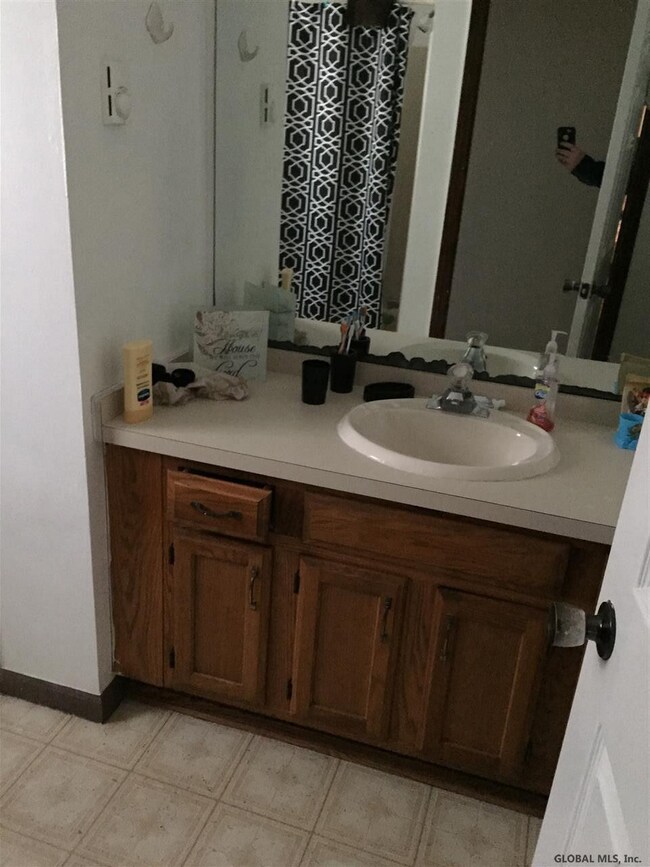 68 Hoffman Ave, Albany, NY 12209 - photo 2