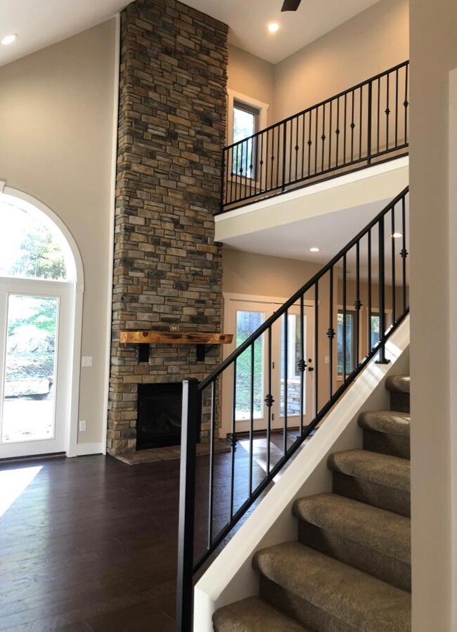 1546 N Plantation Dr, Cookeville, TN 38506 - photo 5