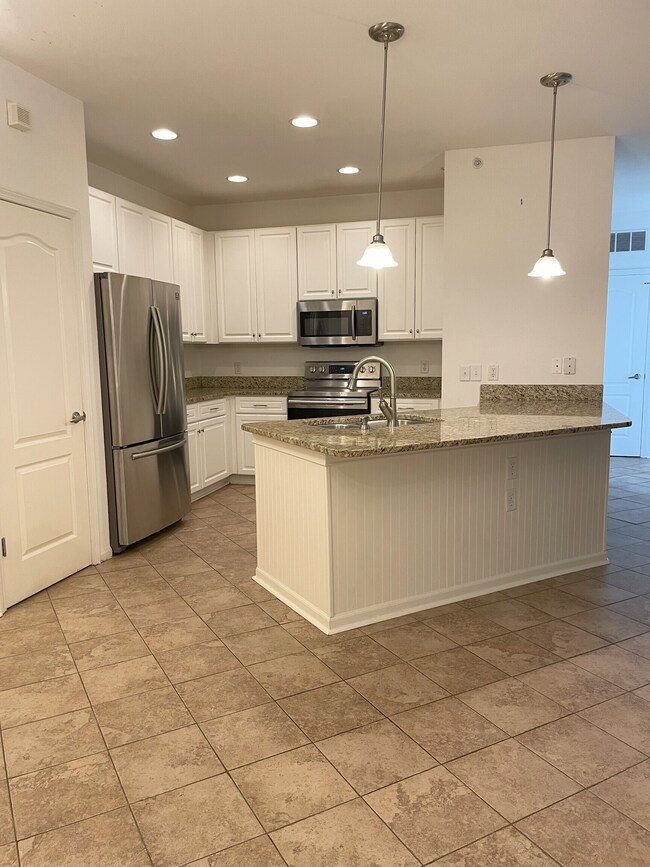 12820 University Crescent unit 1A, Carmel, IN 46032 - photo 6