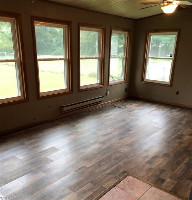 673 Rowelyn Ave, Sheffield Lake, OH 44054 - photo 6