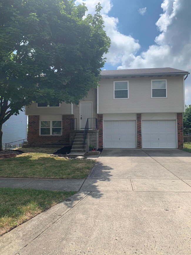 4080 Plateau St, Columbus, OH 43207 - photo 2