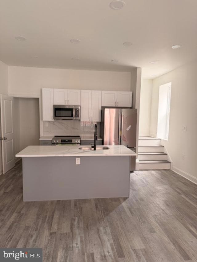 1713 S 18th St unit B, Philadelphia, PA 19145 - photo 5