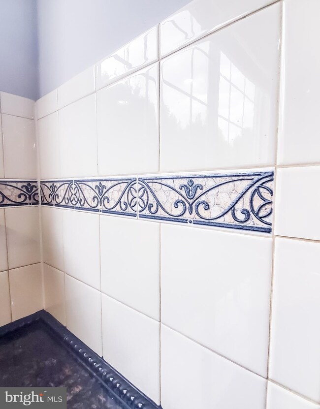 12151 Rain Slicker Place, Nokesville, VA 20181 - photo 2