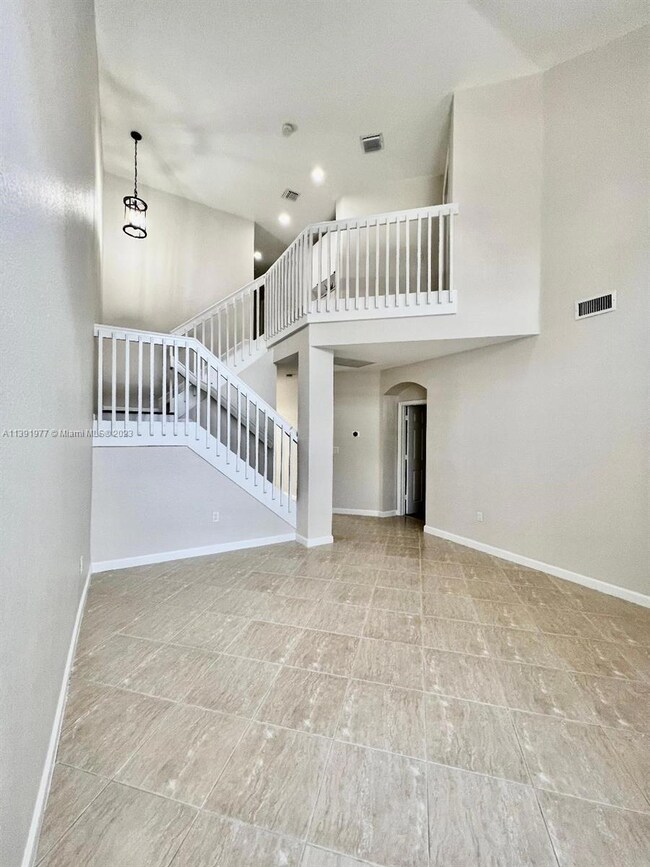 11190 NW 73rd Terrace, Doral, FL 33178 - photo 4