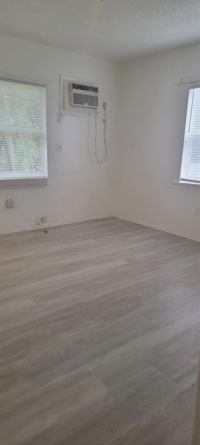 2417 Hayes St unit 1, Hollywood, FL 33020 - photo 5