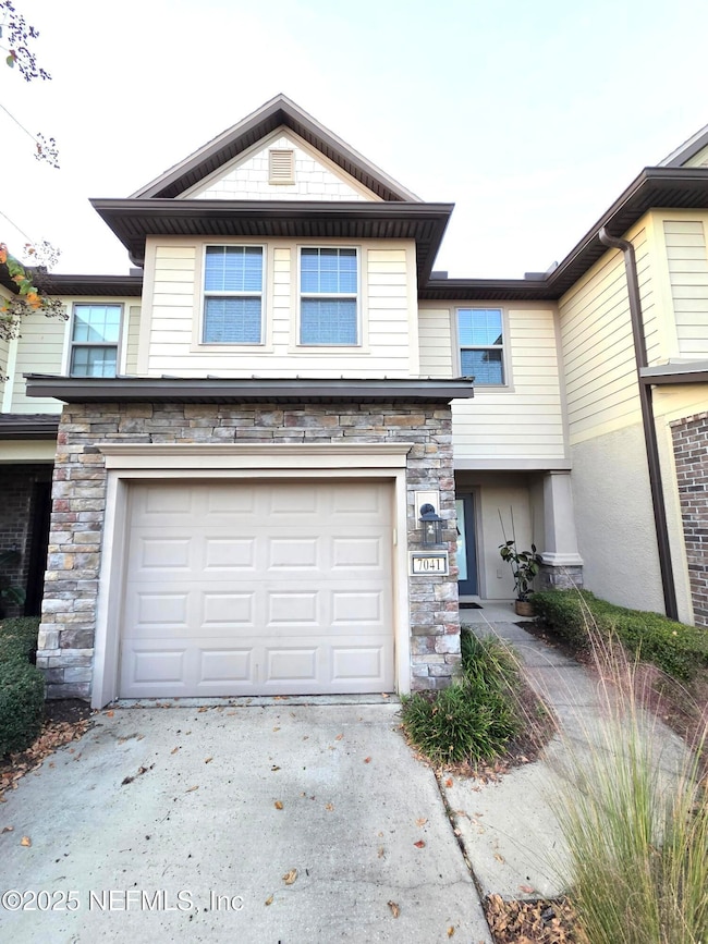 7041 Beauhaven Ct, Jacksonville, FL 32258 - photo 3